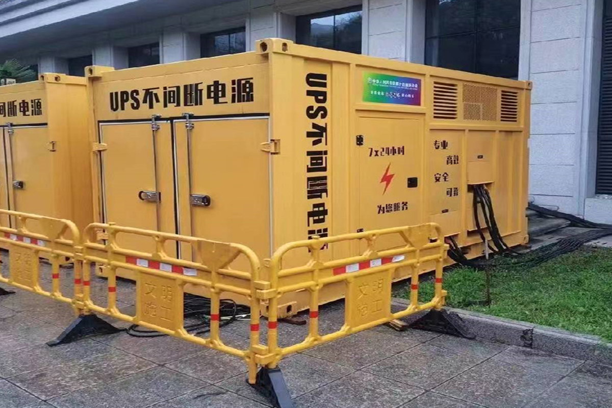 广宁发电机租赁施工现场